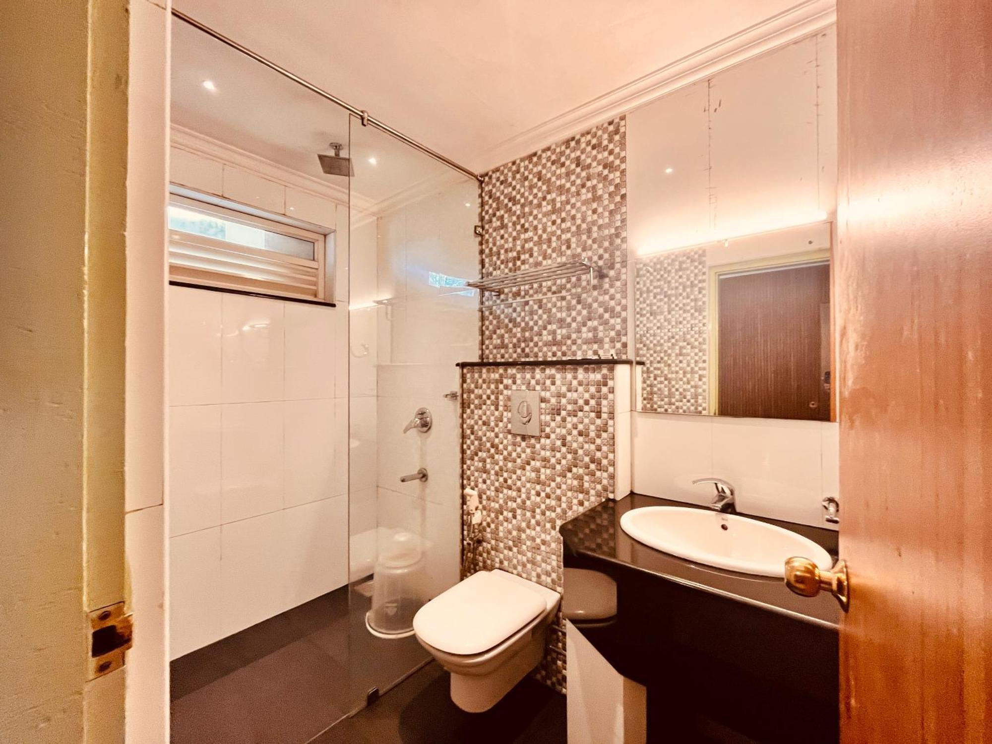 Pearl Grand Boutique Cottage In Omaxe Anandam Vrindavan - #Premium Ac Rooms With Balcony #Big Parking #Lift #Garden #Peaceful Area #Near Prem Mandir #Property Of The Year #Most Awarded Eksteriør billede